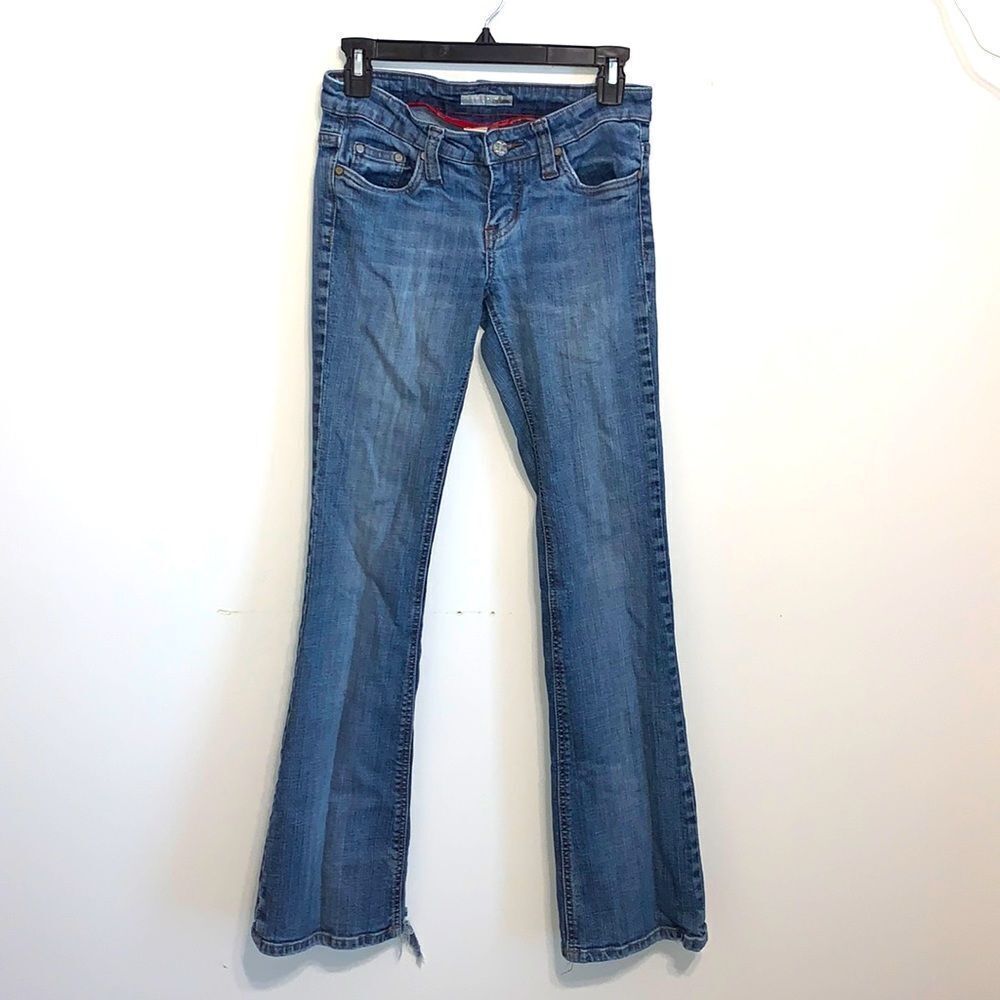 Refuge | Juniors Premium Denim Flare Blue Jeans Medium Wash 3R